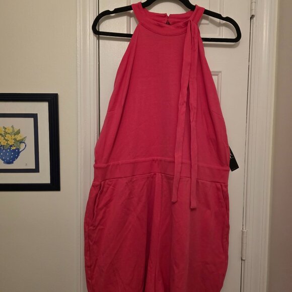 New York and Company Hot Pink Romper - Picture 1 of 2